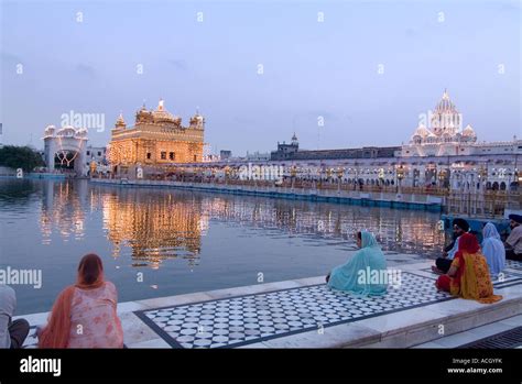 Golden Temple Amritsar Stock Photo Alamy