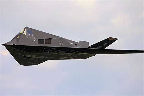 Lockheed F 117 Nighthawk Stealth Fighter