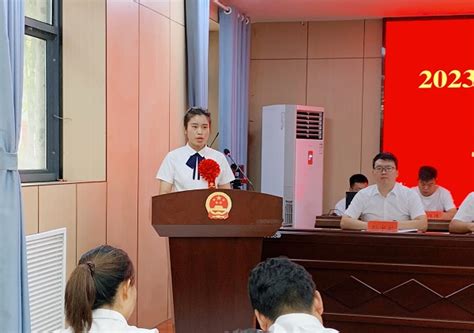 东华镇中心小学 东华镇举行2023年教师节庆祝暨表彰大会学校时讯dfedu