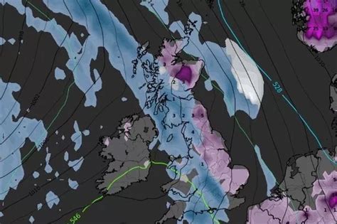 Snow To Hit UK As Met Office Issues 3 Day Cold Weather Alert For