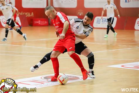 Futsal Wyjazdowa Przegrana W Pniewach Widzew24 Pl Wszystkie Newsy