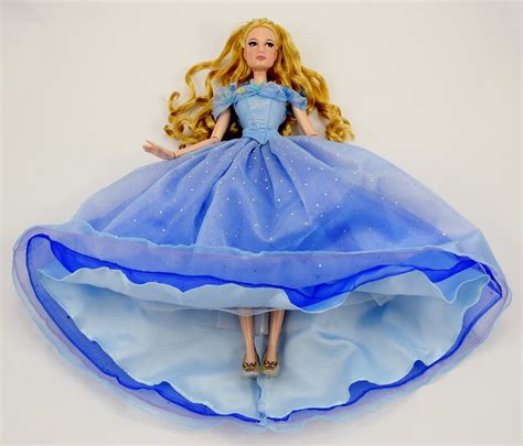 2015 Blue Gown Cinderella Limited Edition 17 Doll Disney Store Purchase Deboxed Lying