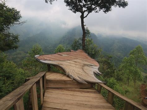 Pemandangan Di Bukit Budug Asu Dan Harga Tiketnya Sering Jalan