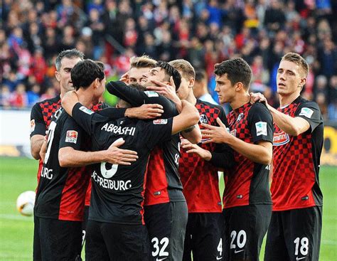 Sc Freiburg Gewinnt Letztes Heimspiel Des Jahres Mit Sc Freiburg