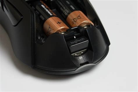 How To Change Battery In Logitech Mouse | Robots.net