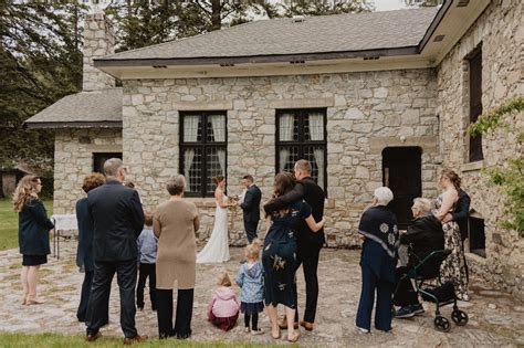 Environmentally Friendly Okanagan Valley Wedding - Confetti Magazine