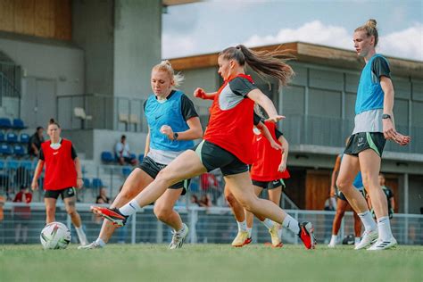 Photos: Liverpool FC Women prepare for Atletico Madrid contest - Liverpool FC