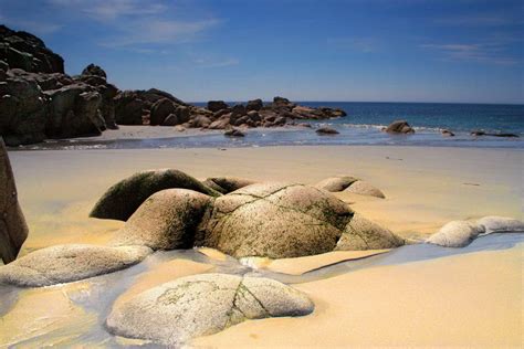 Porth Nanven | Cornwall Guide Images