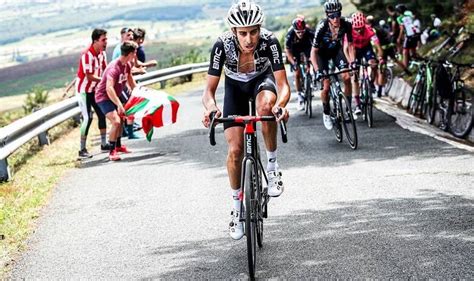 Tappa A Riola Sardo Per La Lunga Pedalata Che Sostiene La Ricerca Sulla