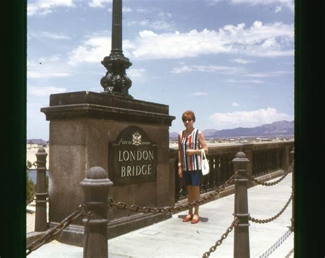 London Bridge - June 1972 - EvintagePhotos