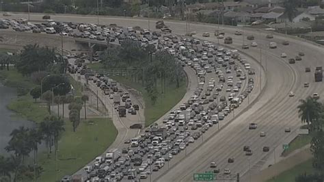 Police Activity Leads To Closure Of Part Of Floridas Turnpike In Miami