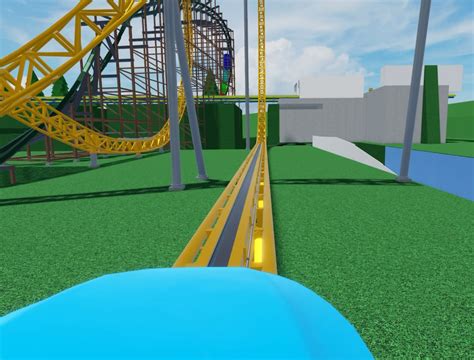 This roller coaster I made in Theme Park Tycoon 2. How did I do? : r/roblox