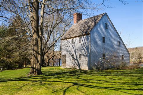 What Is a Saltbox-Style House?