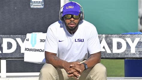 Lsu Great College Football Hall Of Famer Kevin Faulk To Be Honored At