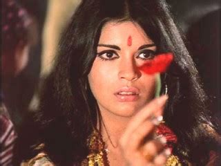 Zeenat Aman biography, birth date, birth place and pictures