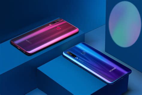 HONOR представил в России смартфон HONOR 10i - Обзорий
