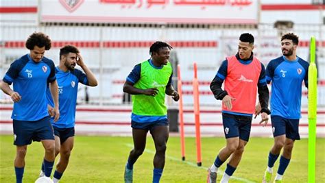 جهاز الزمالك يخفف الحمل البدني على اللاعبين قبل مواجهة الاتحاد