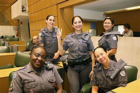 Hoje é o Dia da Policial Militar Feminina de São Paulo Mira Policial