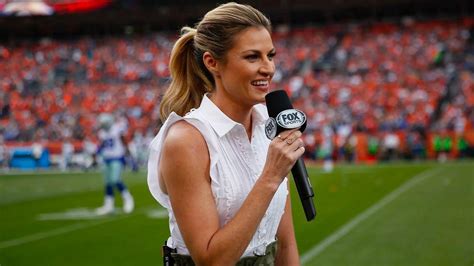 Female Sports Commentators List Of Female Nfl Announcers Reporters And Commentators For Cbs