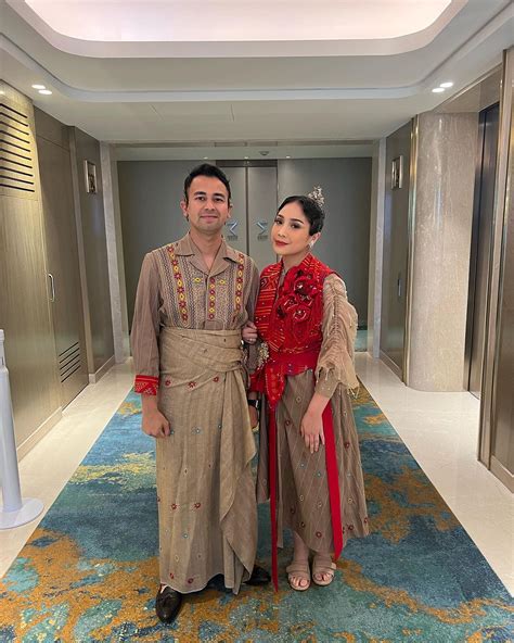 Raffi Ahmad Dan Nagita Slavina Tampil Memukau Di Jakarta Fashion Week