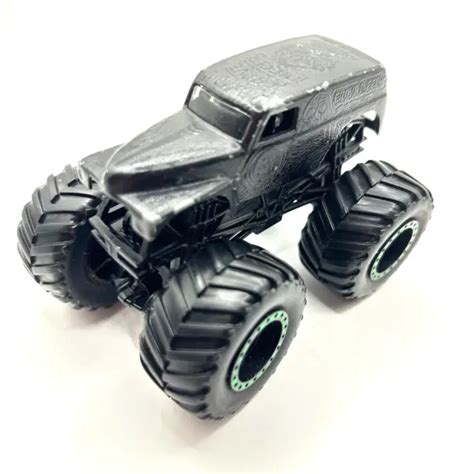 MONSTER JAM GRAVE Digger Blacked Out Monster Truck Black Hot Wheels PicClick AU