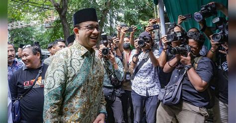 Foto Semringah Anies Baswedan Resmi Diusung Pkb Jadi Cagub Di Pilkada