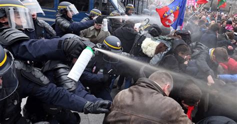Incidentes En Marcha Contra Bodas Gay En Francia Infobae