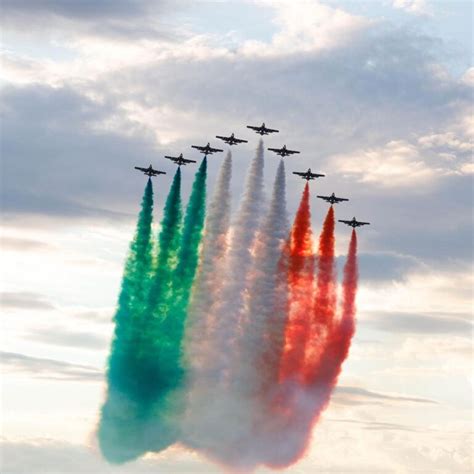 Il Maggio A Rivolto L Ultimo Addestramento Delle Frecce Tricolori