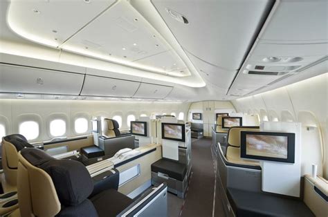 Lufthansa 747-8I Business Interior