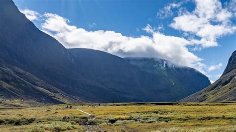 Hiking On Kungsleden And Kebnekaise Youtube