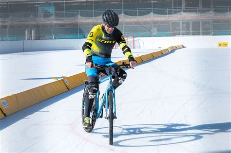 Fahrrad Und E Bike Im Winter Sicher Radeln Bei Eis Und Schnee