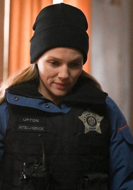 Chicago Pd Season 10 Episode 16 Review Deadlocked Tv Fanatic