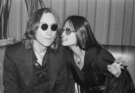 Yoko Ono Drängte John Lennon Zu Einer Affäre Mit Dieser Frau