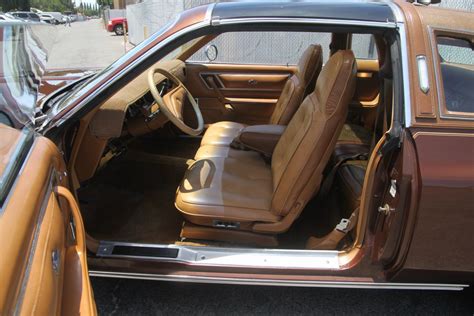 Soft Corinthian Leather 1977 Chrysler Cordoba Barn Finds