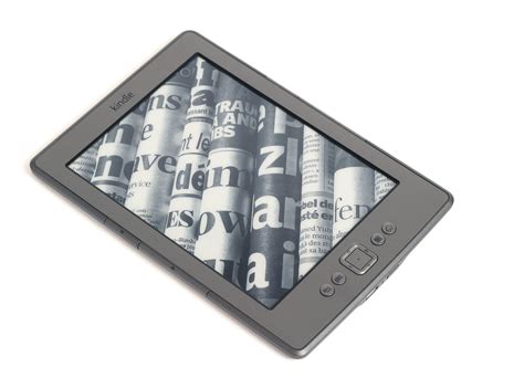 Recenze čtečky knih Amazon Kindle 4 - Linux E X P R E S