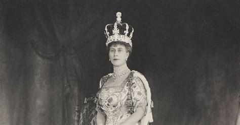 Queen Mary’s Crown is removed from display at the Tower of London ahead ...