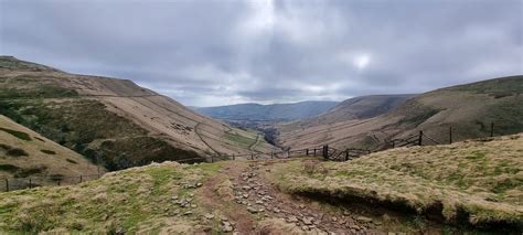 Hiking Jacobs Ladder Mam Tor From Edale Peak District