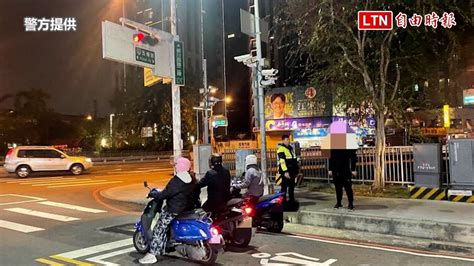 台中球棒隊搶600萬元？ 男謊報搶劫 驚動大批警力到場警方提供 自由電子報影音頻道