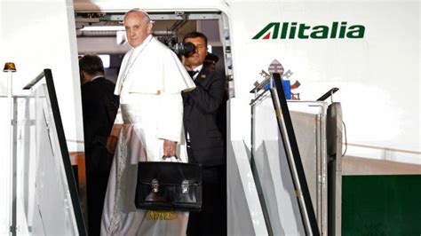 El Papa condenó el lobby gay pero no quiere juzgar a los homosexuales Perfil