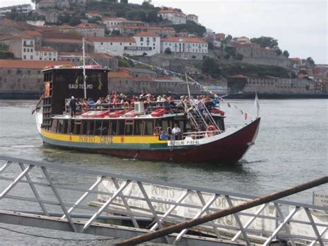 Porto City Tour with Lunch, River Cruise & Port Tasting | GetYourGuide