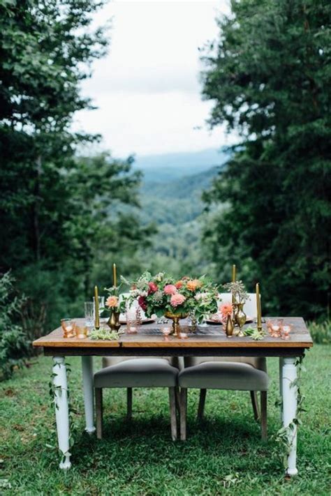 18 Vintage Wedding Sweetheart Table Decoration Ideas