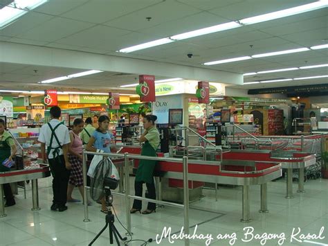 Paranaque City Life Shopping In Paranaque The Pergola Mall