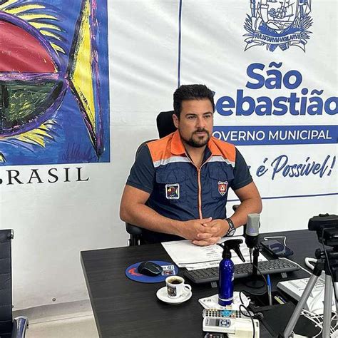 Prefeito De S O Sebasti O Vai Justi A Cobrar R Mil De Sua