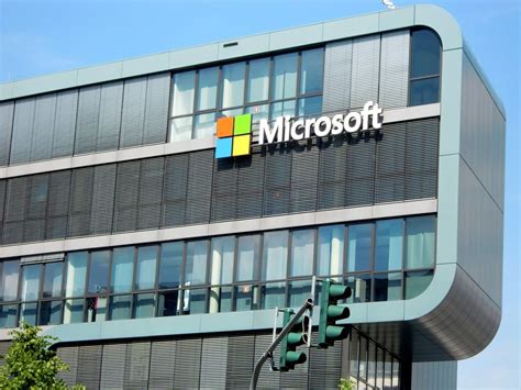 Microsoft Surpasses 3 Trillion Valuation Fueled By AI Focus SCCCJ