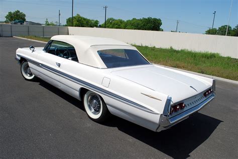 Car Photos, 1961 Pontiac Bonneville Convertible