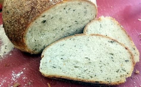 Potato Rosemary And Roasted Garlic Bread R Breadit