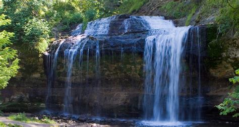 5 Must Visit Historic Attractions Of Wisconsin - TravelTourXP.com