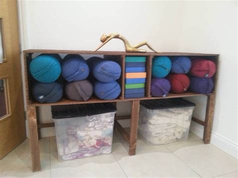 Pallet Storage Unit | Pallet Furniture DIY