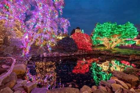 Seeing The Magical Christmas Lights At Peddlers Village In Bucks