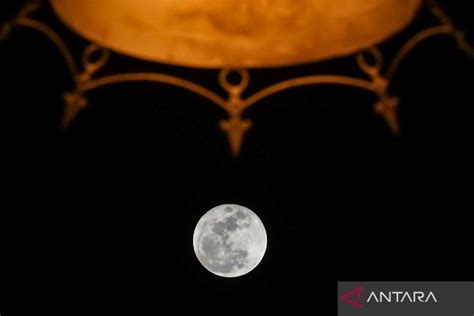 Indahnya Fenomena Super Blue Moon ANTARA News